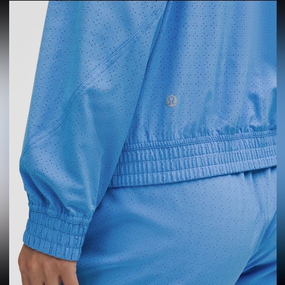 Lululemon Adapted State Perforated Track Jacket NWT, Pool Party, Sz 6 - Picture 7 of 8